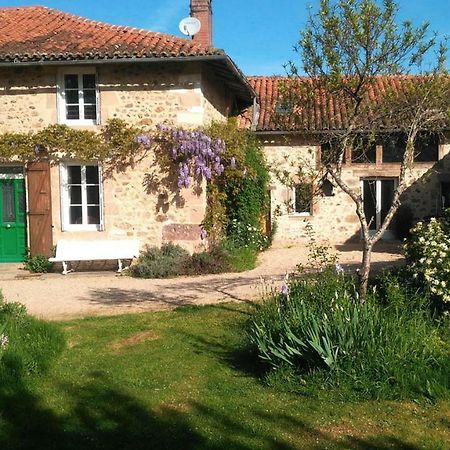 Bed and Breakfast Les Trois Chenes Videix Экстерьер фото
