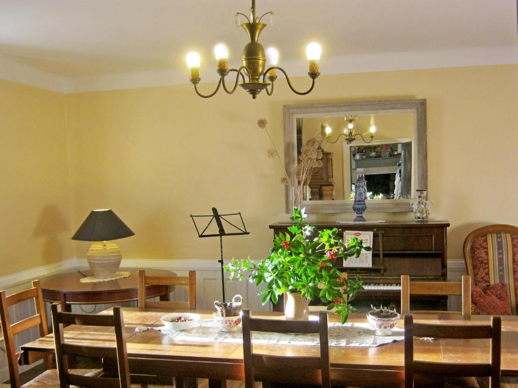 Bed and Breakfast Les Trois Chenes Videix Экстерьер фото